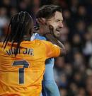 现了出人意 现了出人意