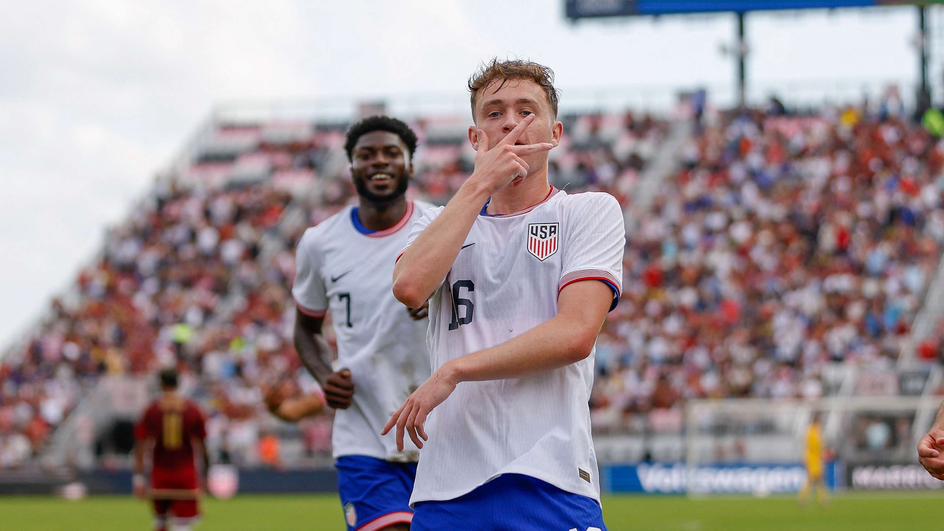 赛中完成了 赛中完成了